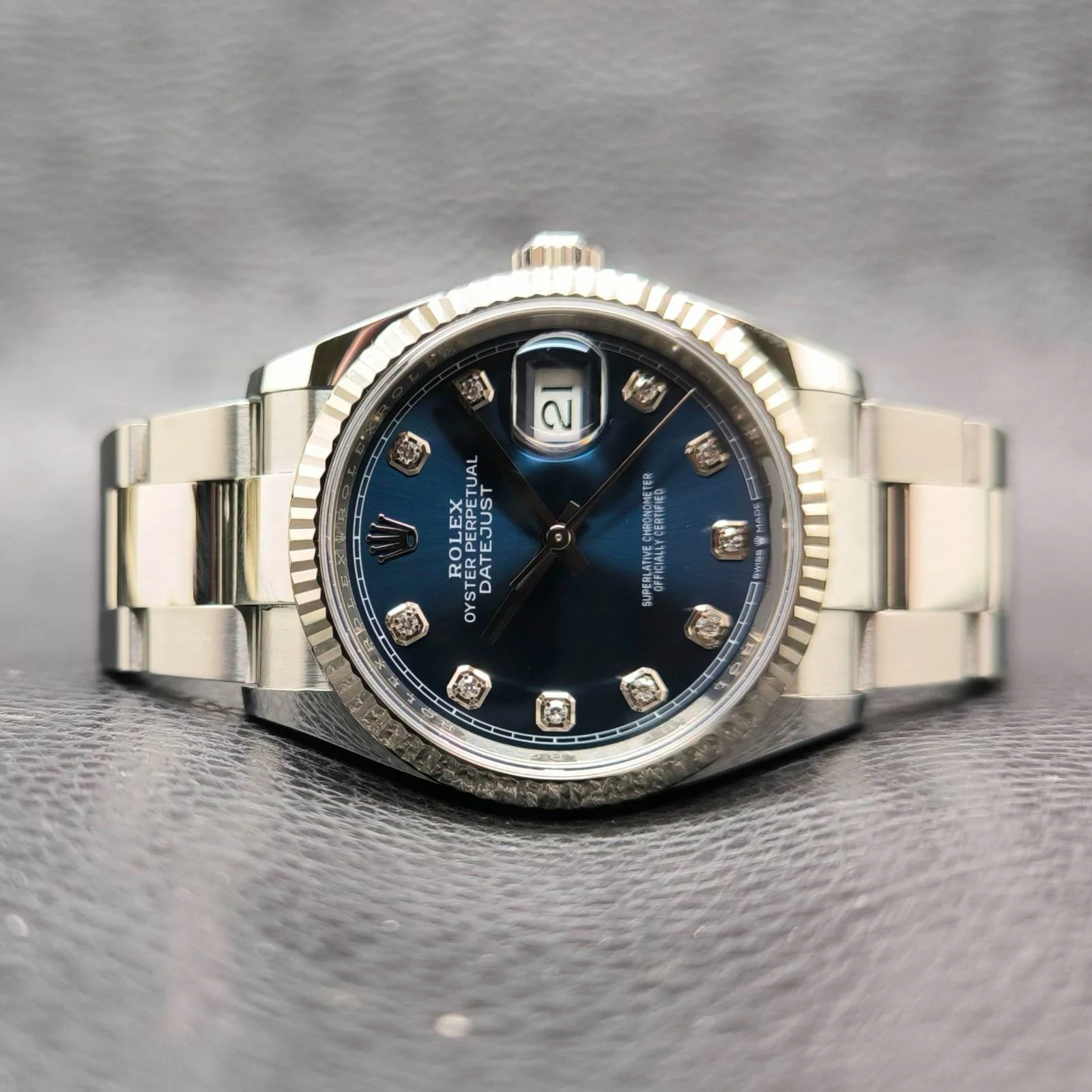 Thumb Datejust 36 Stainless Steel / Fluted / Blue-Diamond / Oyster