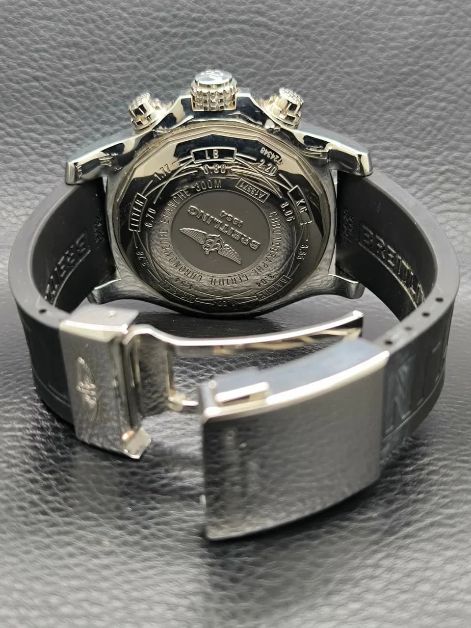 Thumb Super Avenger II Stainless Steel / Volcano Black / Military