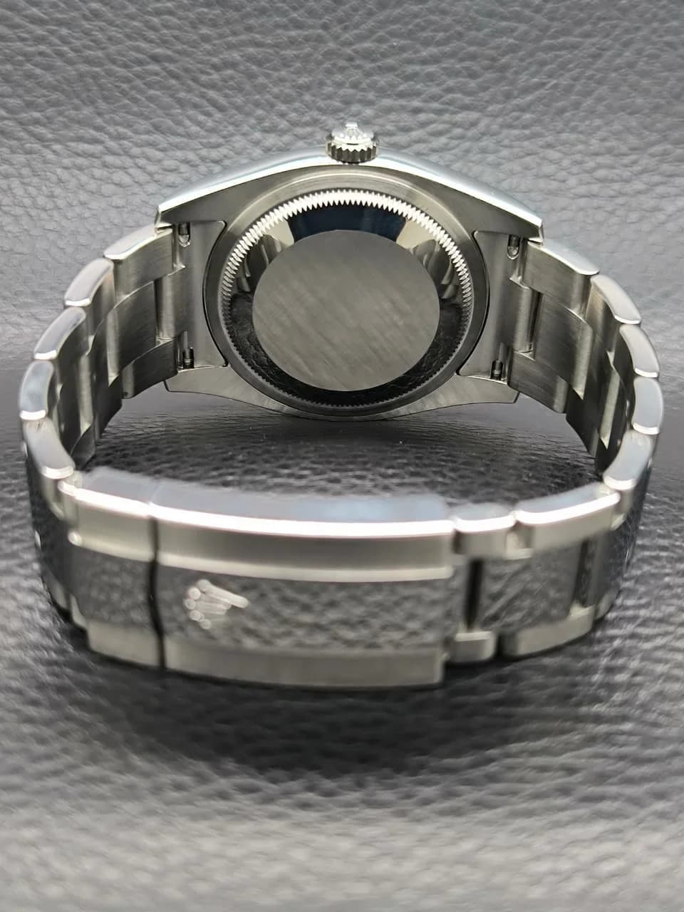 Thumb Datejust 36 Stainless Steel Domed / Oyster / Black Roman