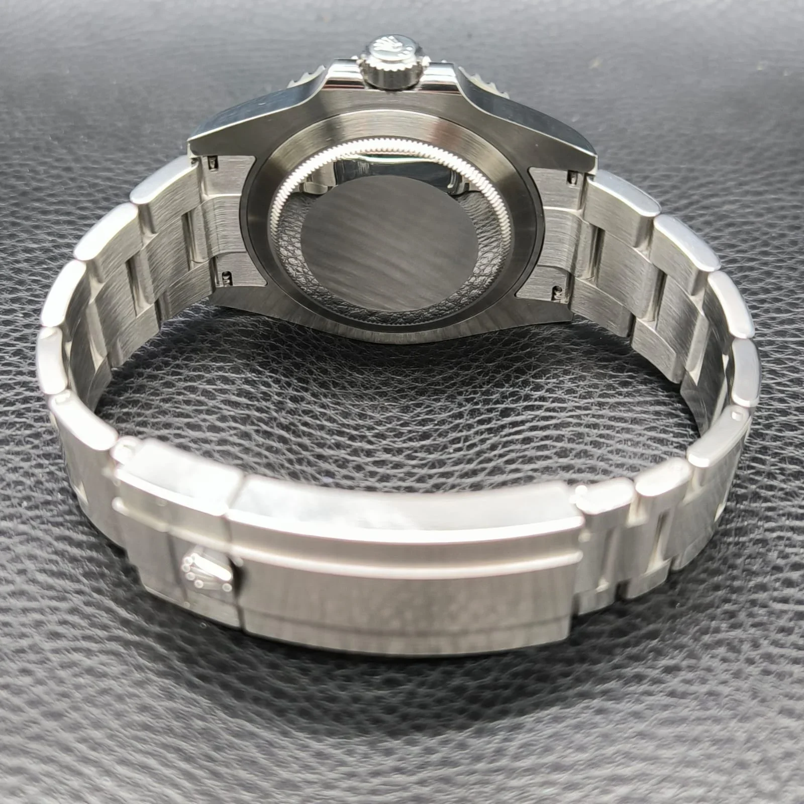 Thumb Submariner Date 41 Stainless Steel / Black / Green Cerachrom