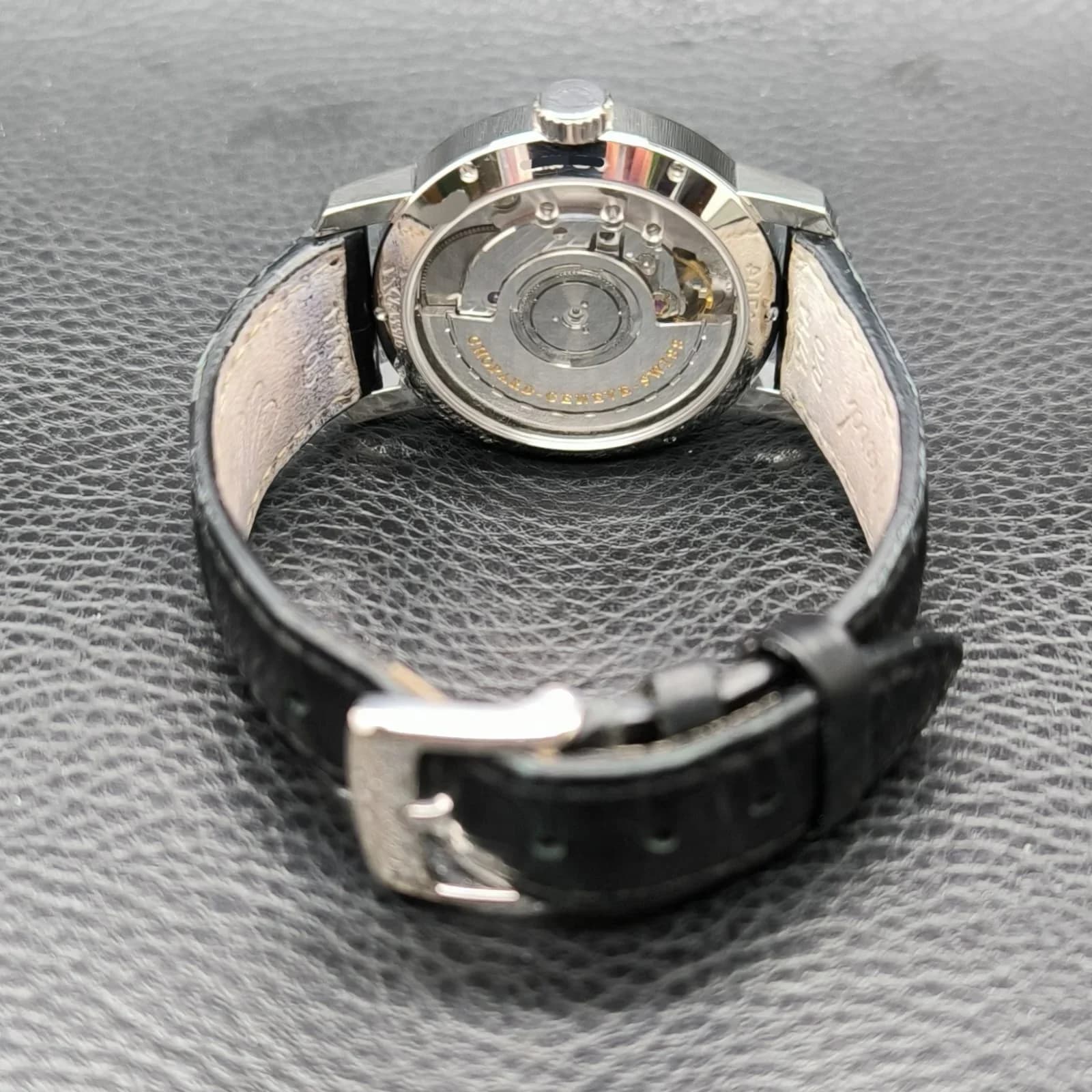 Thumb Classique Automatic Diamond / White Gold / Black