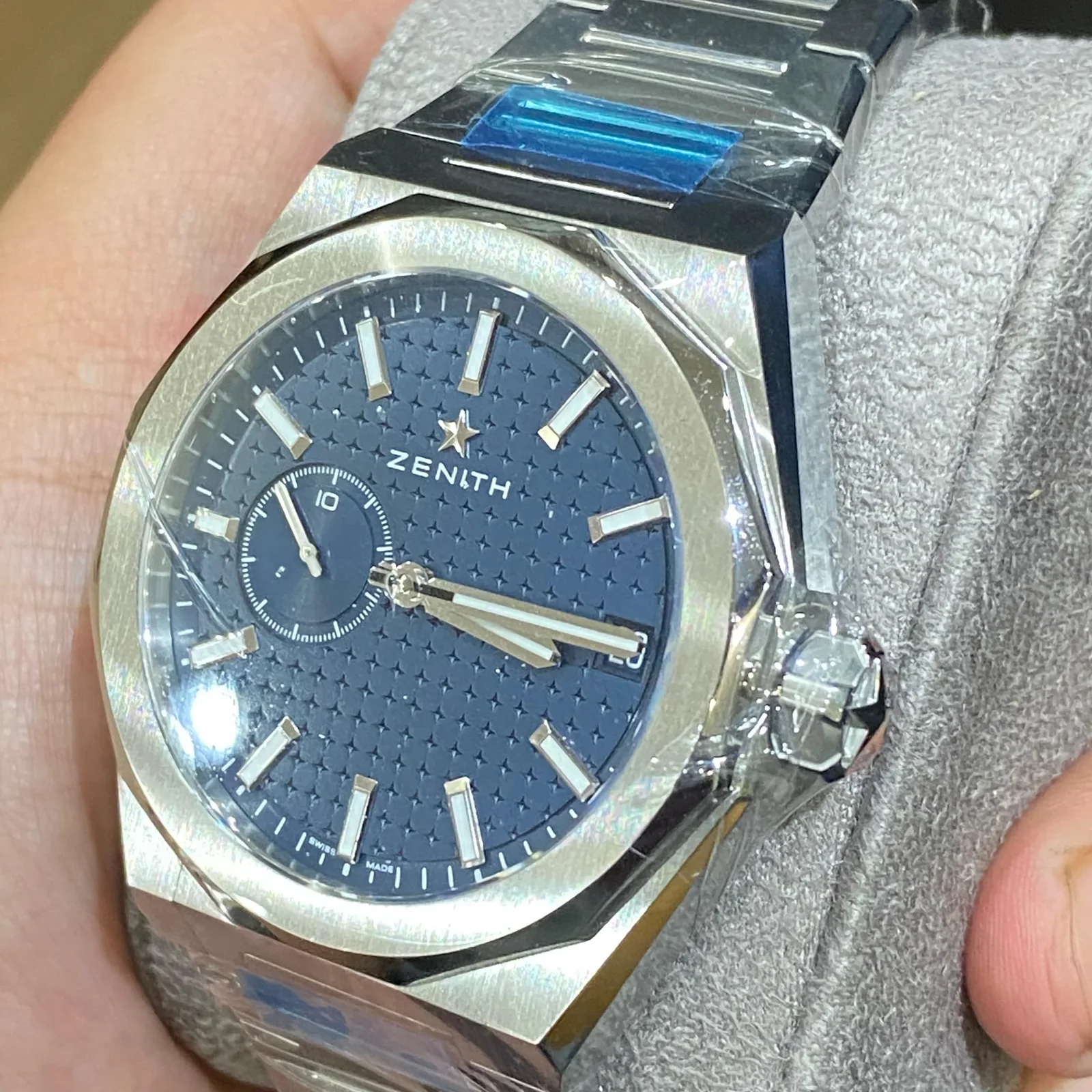 Thumb Defy Skyline Stainless Steel / Blue