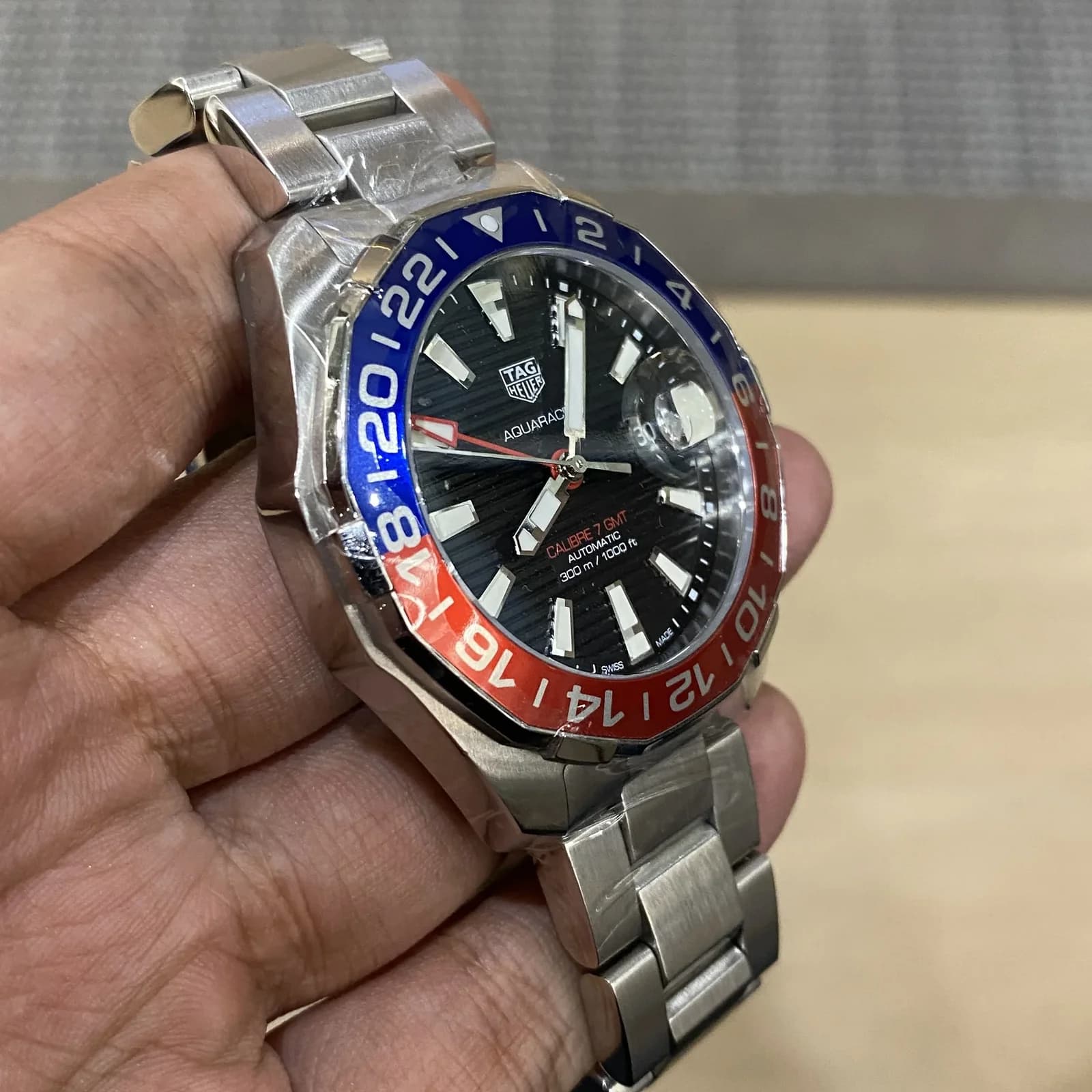 Thumb Aquaracer 300M Calibre 7 GMT Stainless Steel / Black / Bracelet