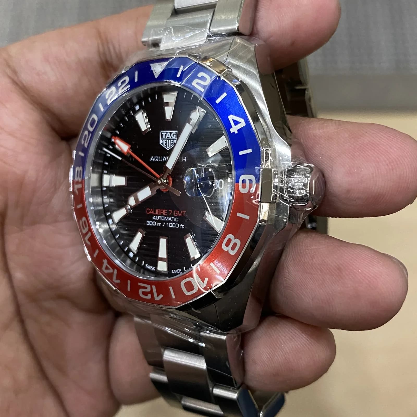 Thumb Aquaracer 300M Calibre 7 GMT Stainless Steel / Black / Bracelet
