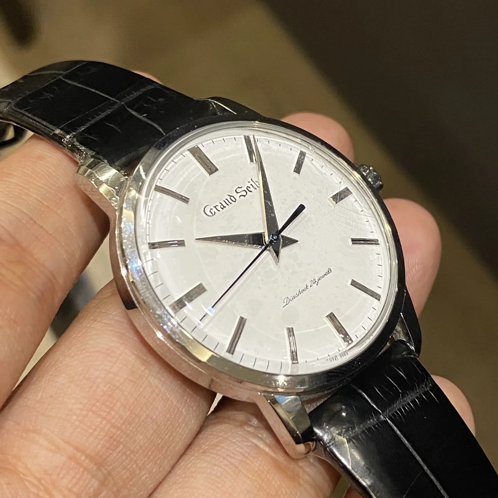 Thumb Ellegance Collection SBGW253 Limited Edition