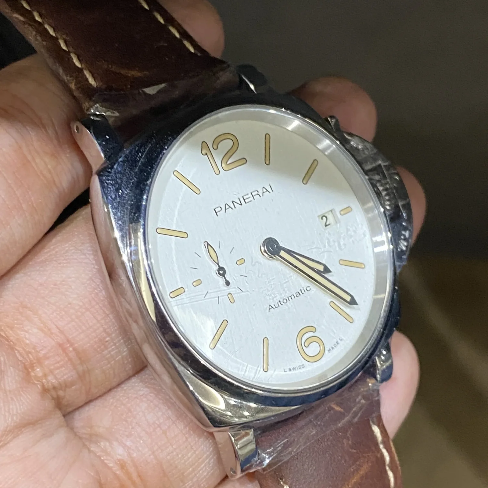 Thumb Luminor Due 42 Automatic Stainless Steel / White