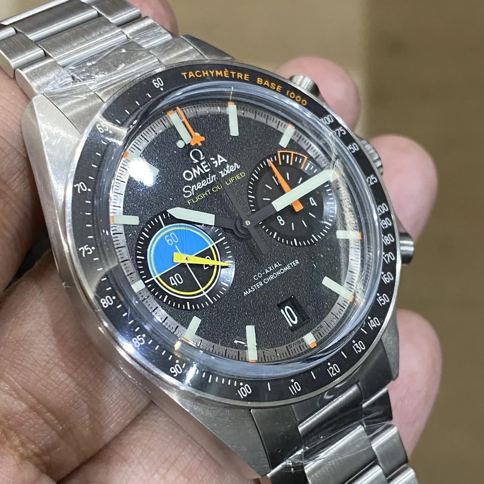 Thumb Speedmaster Pilot  Flight Qualified Stainless Steel / Black