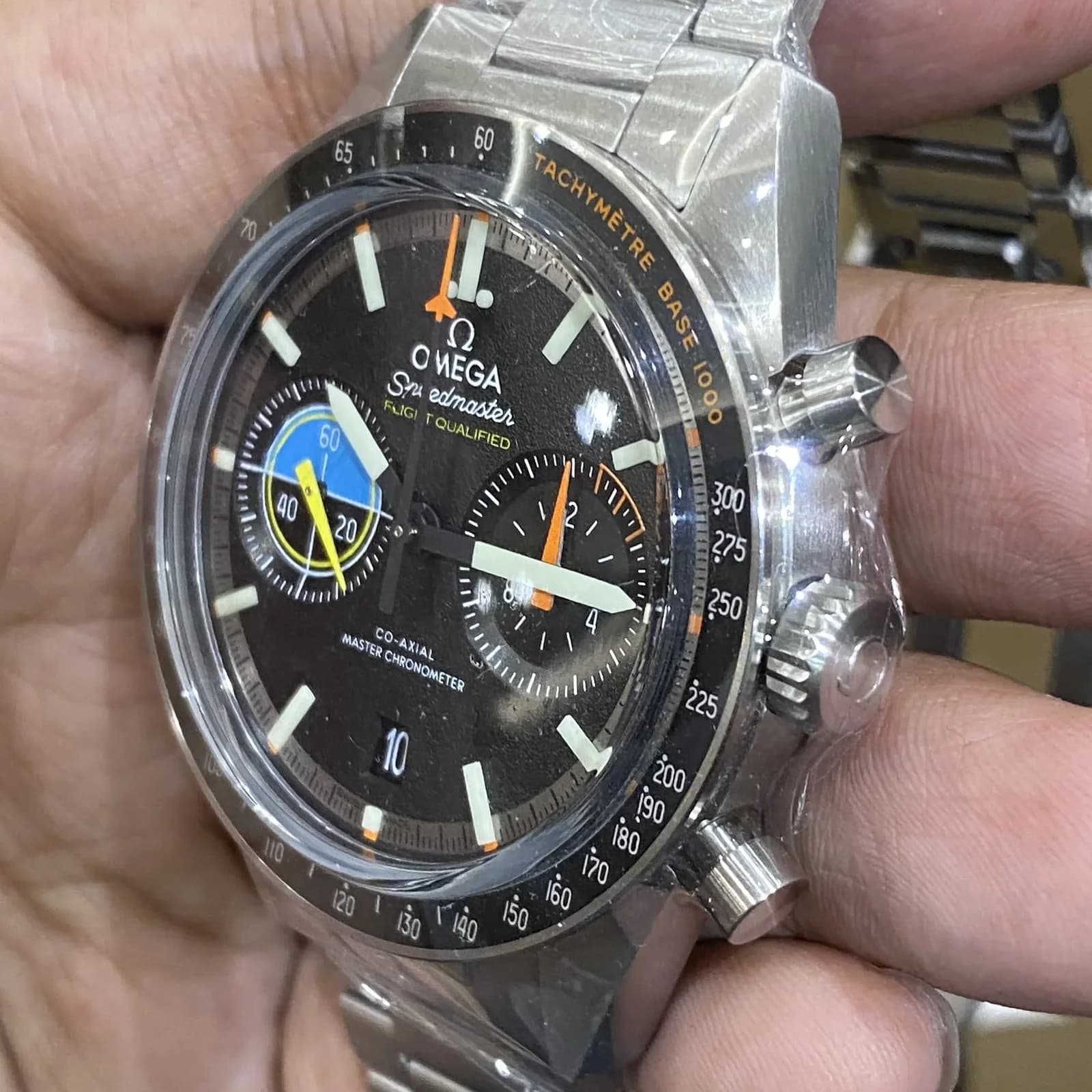 Thumb Speedmaster Pilot  Flight Qualified Stainless Steel / Black