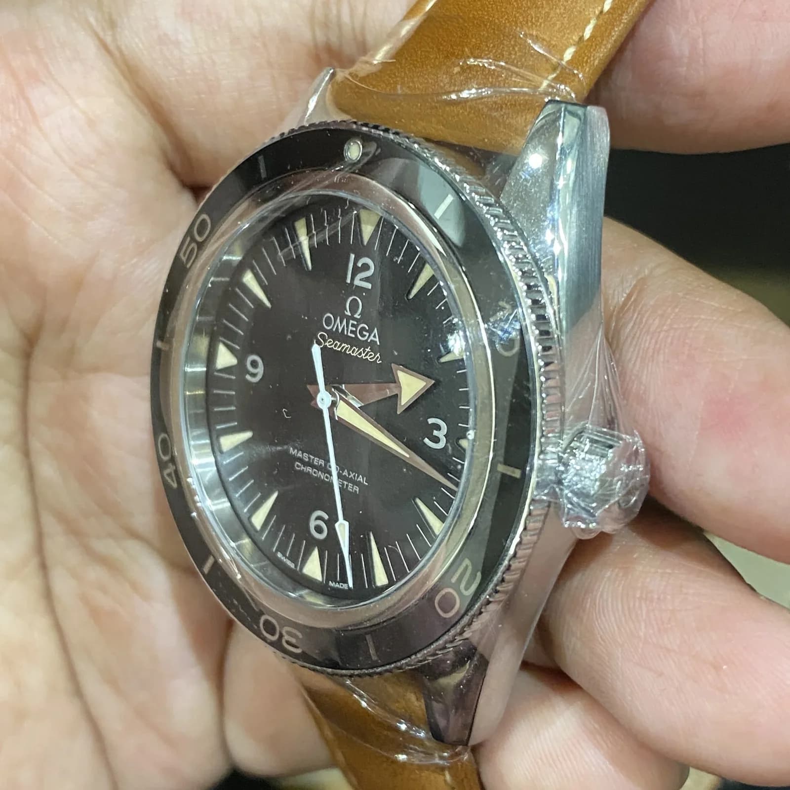 Thumb Seamaster 300 Master Co-Axial Stainless Steel / Black / Strap
