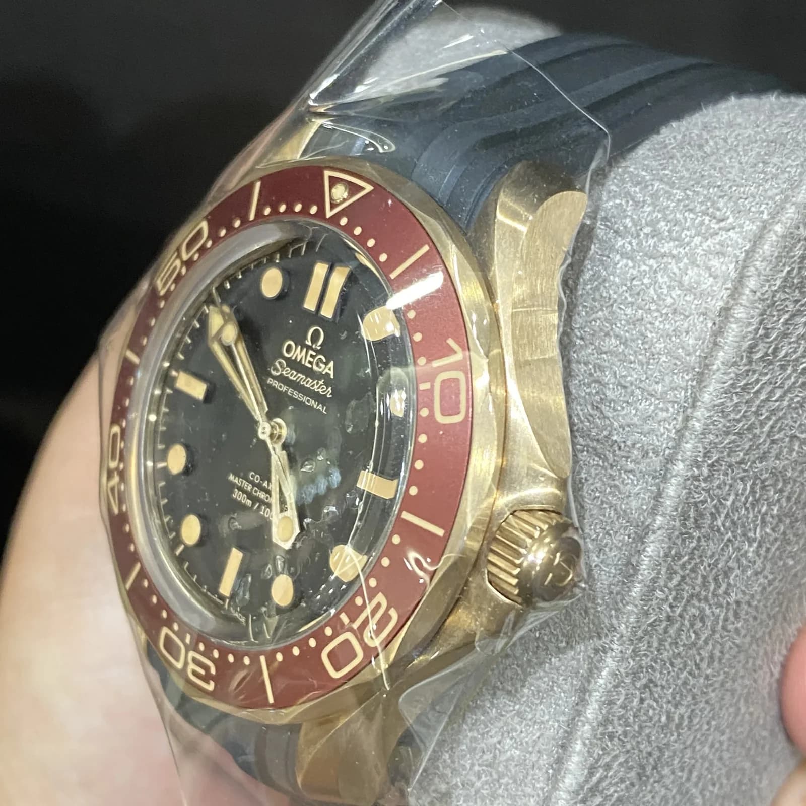 Thumb Seamaster Diver 300M Master Co-Axial 42 Bronze Gold / Black / Rubber