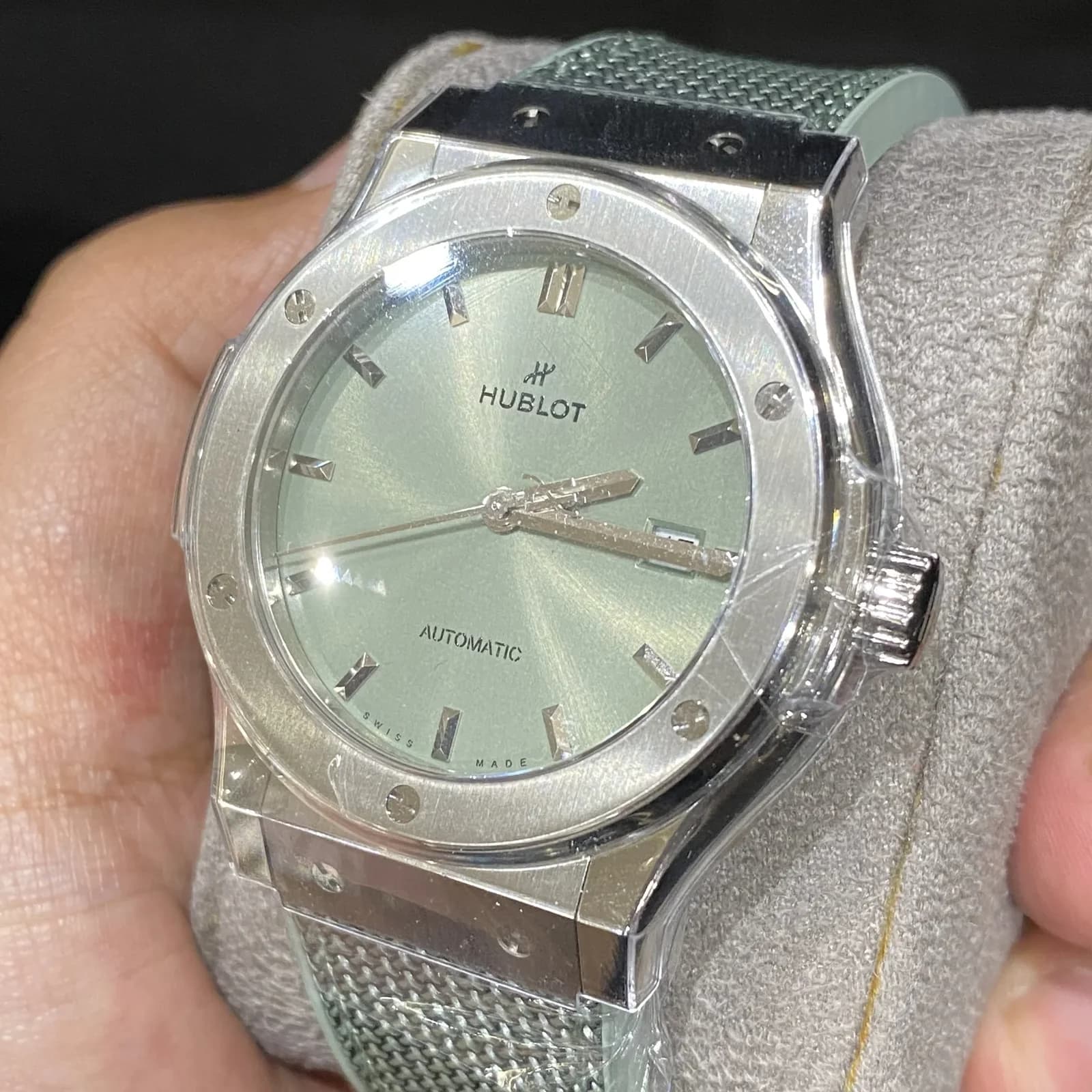 Thumb Classic Fusion 42 Titanium / Sage Green