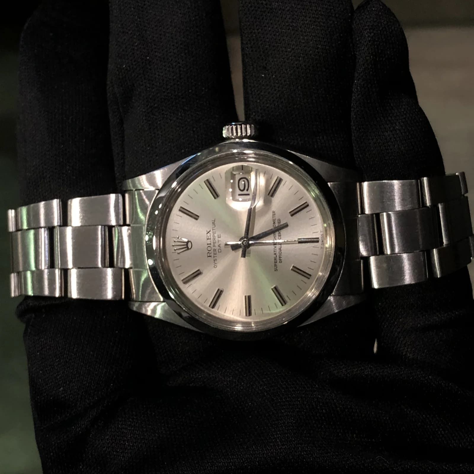Thumb Oyster Perpetual Date 34 / 1500 / Silver / Stainless Steel