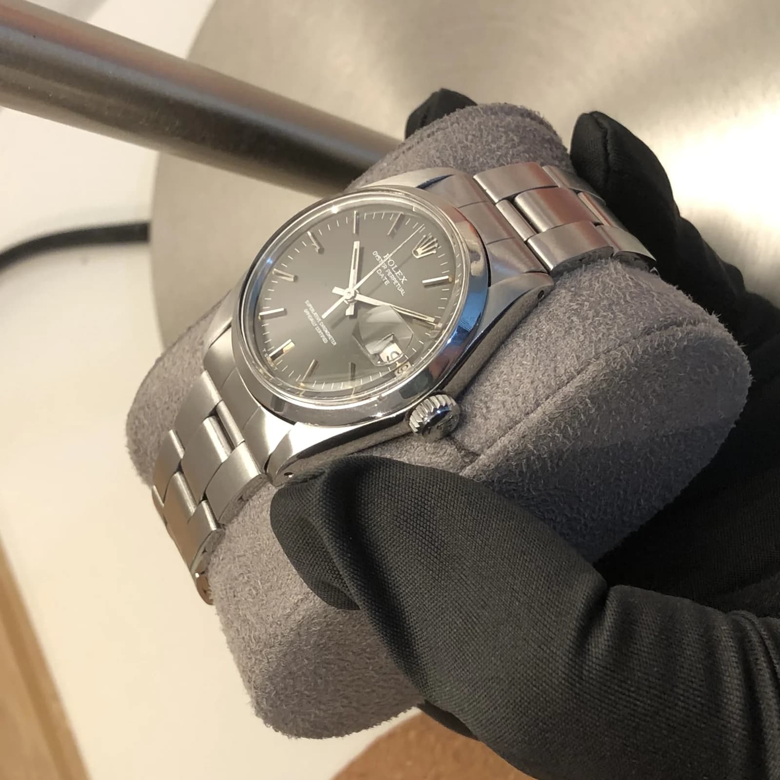 Thumb Oyster Perpetual Date 34 / 1500 / Silver / Stainless Steel
