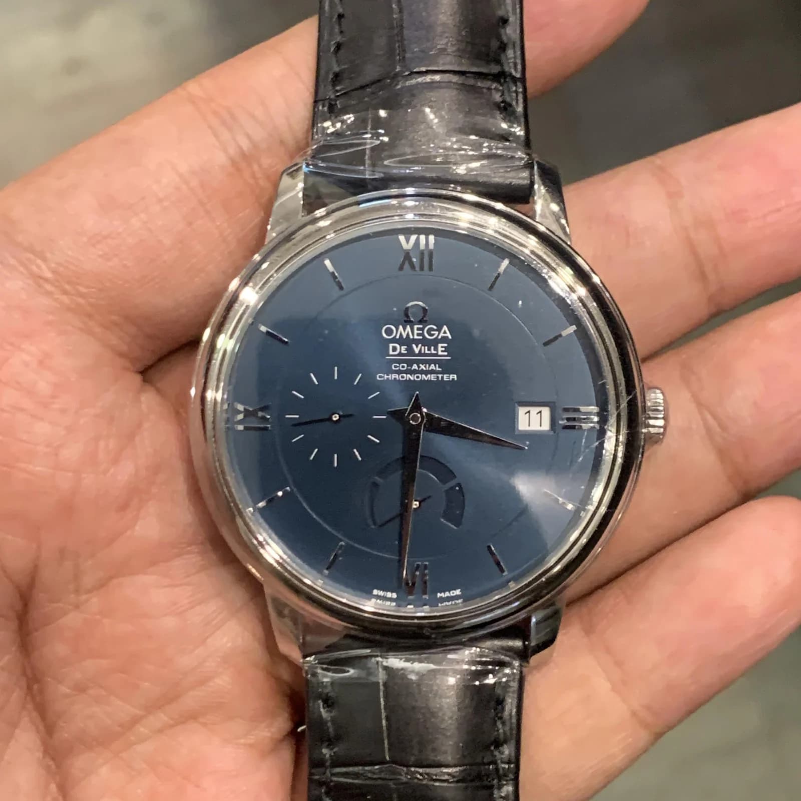 Thumb De Ville Prestige Co-Axial 39.5 Power Reserve Stainless Steel / Blue