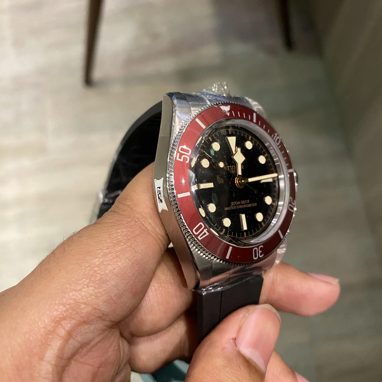 Thumb Black Bay Master Chronometer Stainless Steel - Burgundy / Black / Rubber