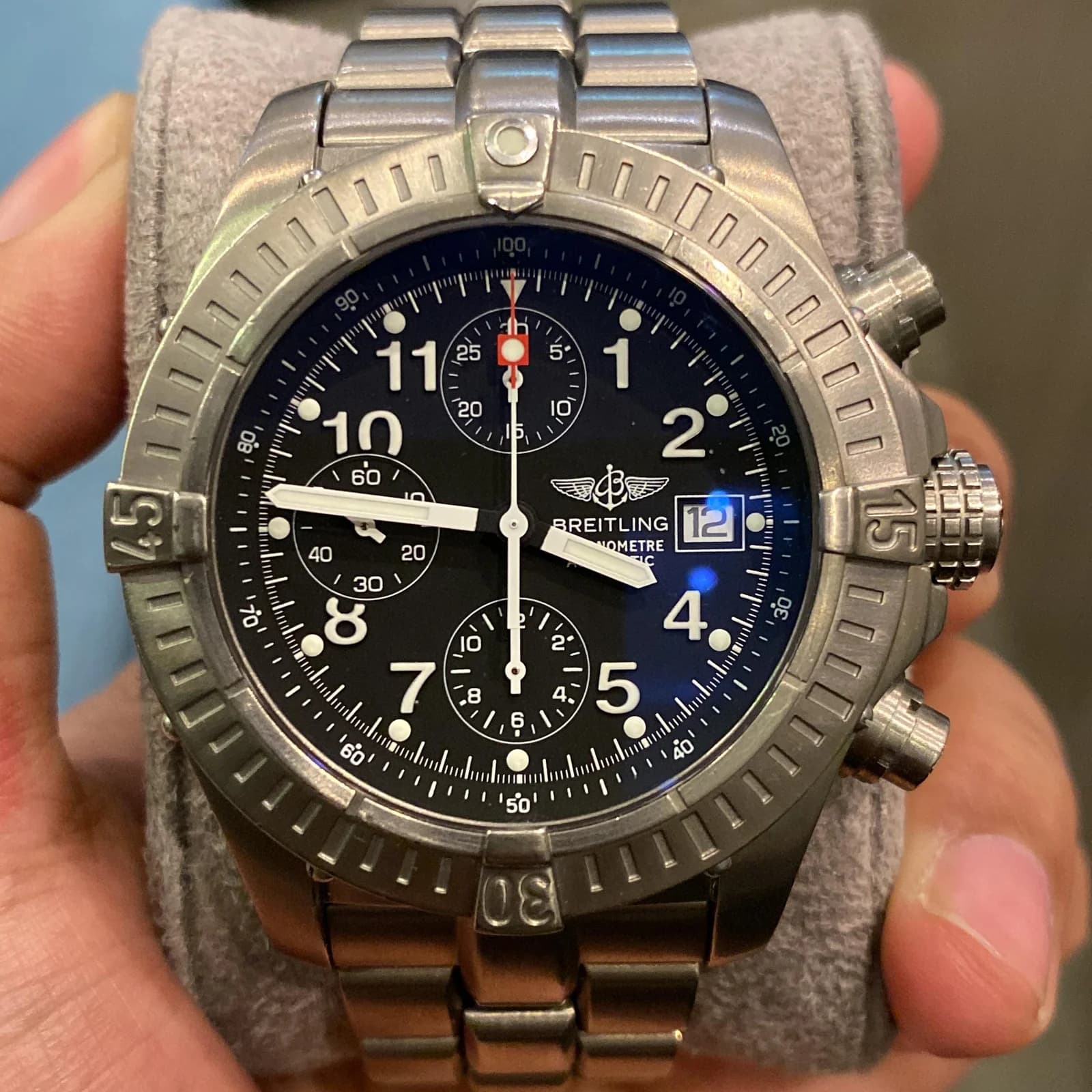 Thumb Avenger 44 Titanium Grey