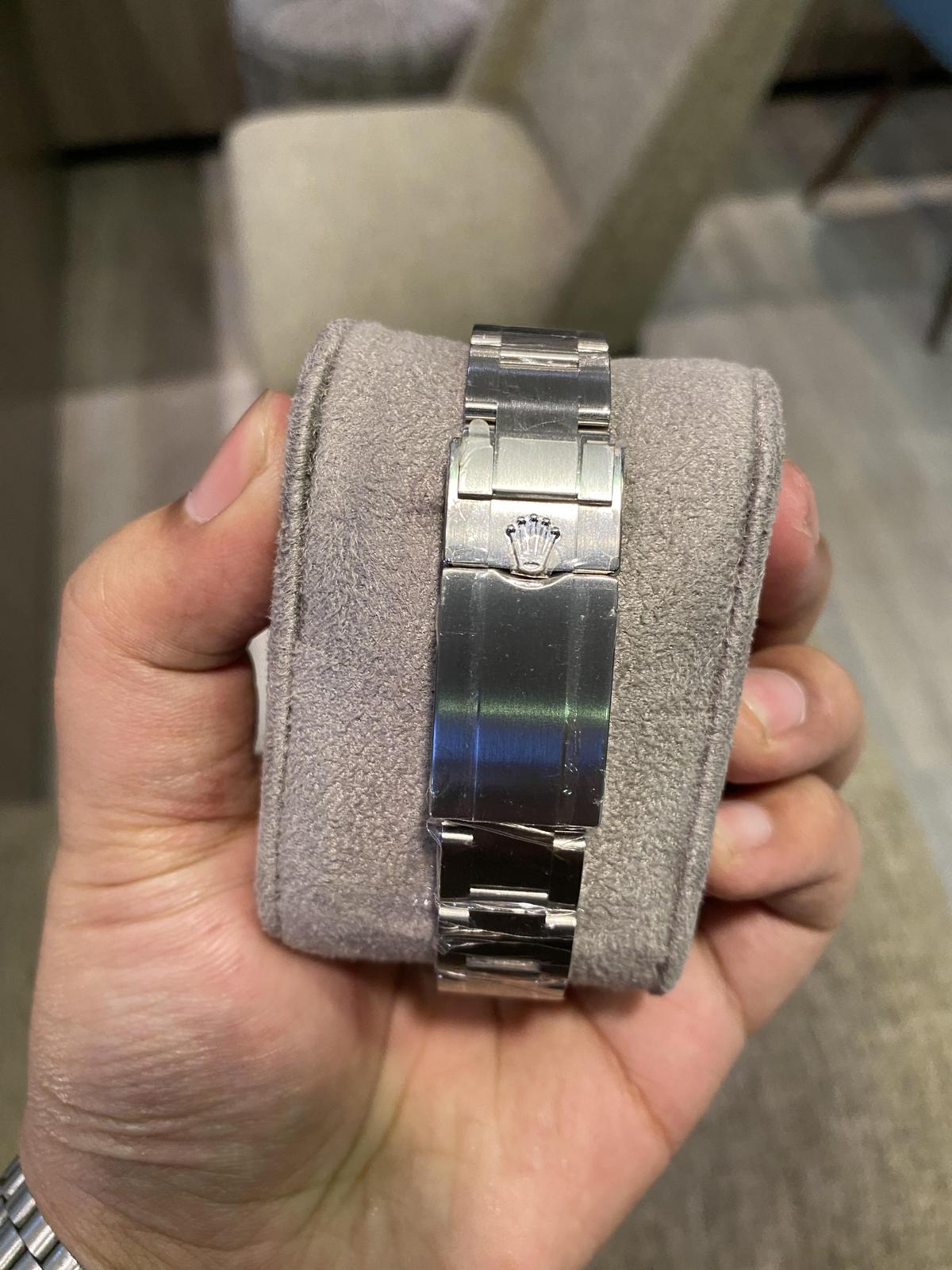 Thumb Explorer 36 Stainless Steel