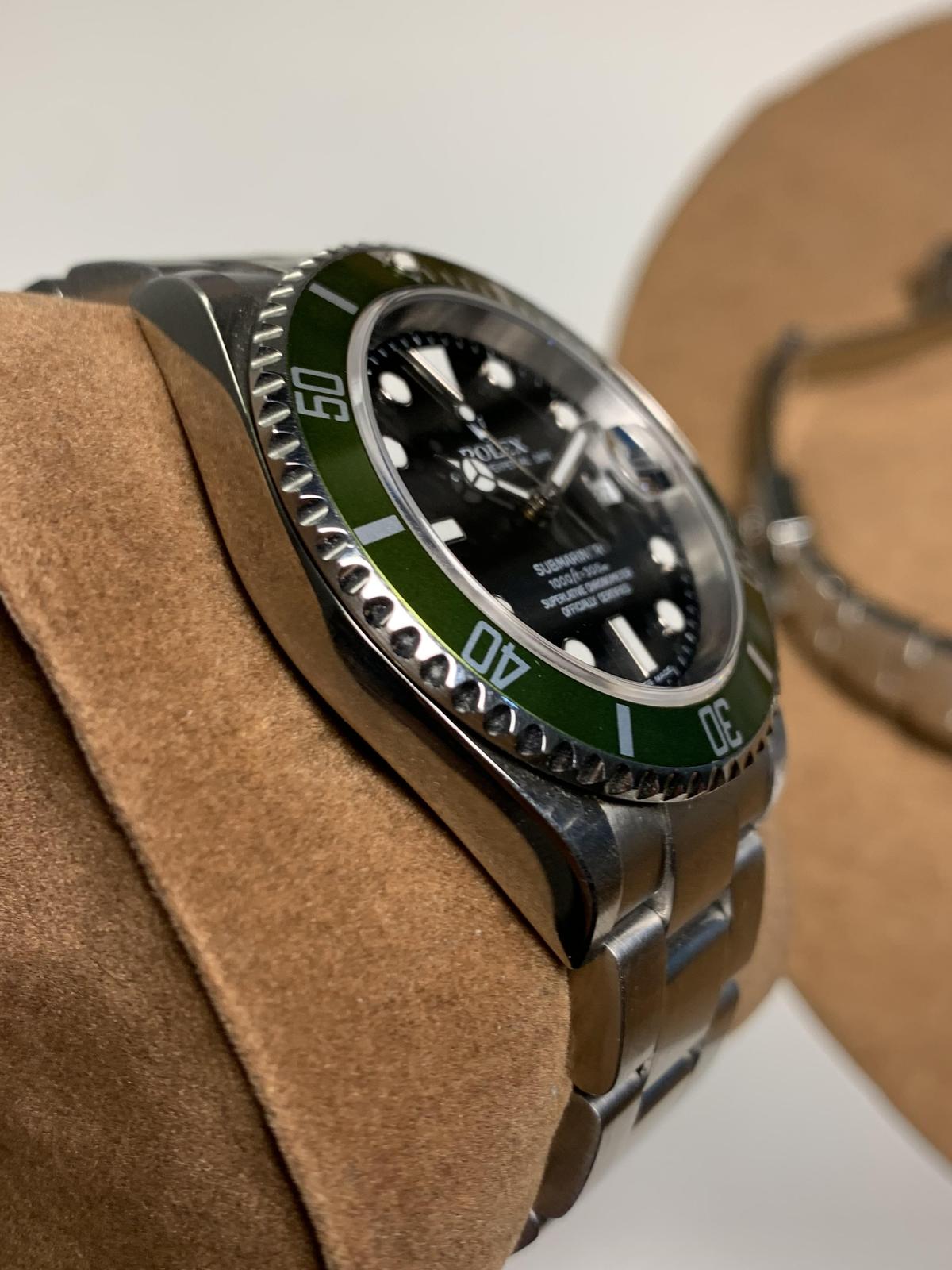 Thumb Submariner Date 16610 LV Mark 2