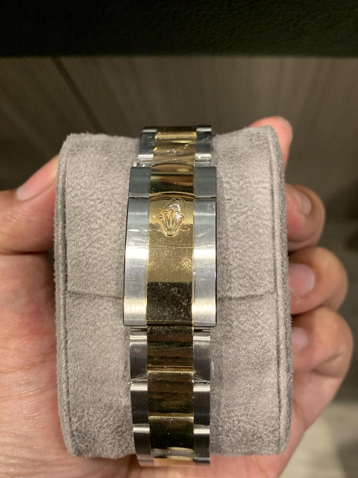 Thumb Datejust 41 Rolesor Yellow Fluted / Oyster / White
