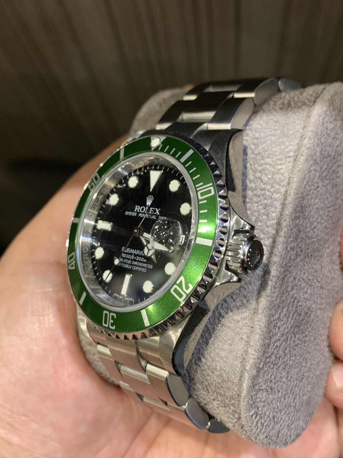 Thumb Submariner Date 16610 LV Mark 1