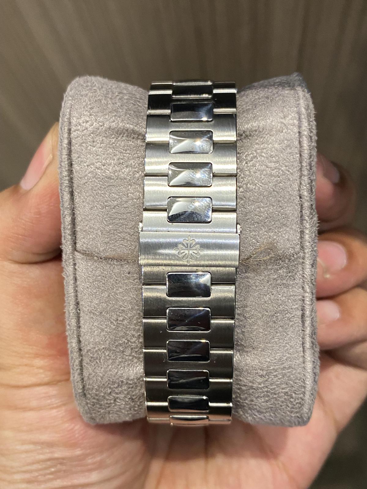 Thumb Nautilus 5712 Stainless Steel / Blue