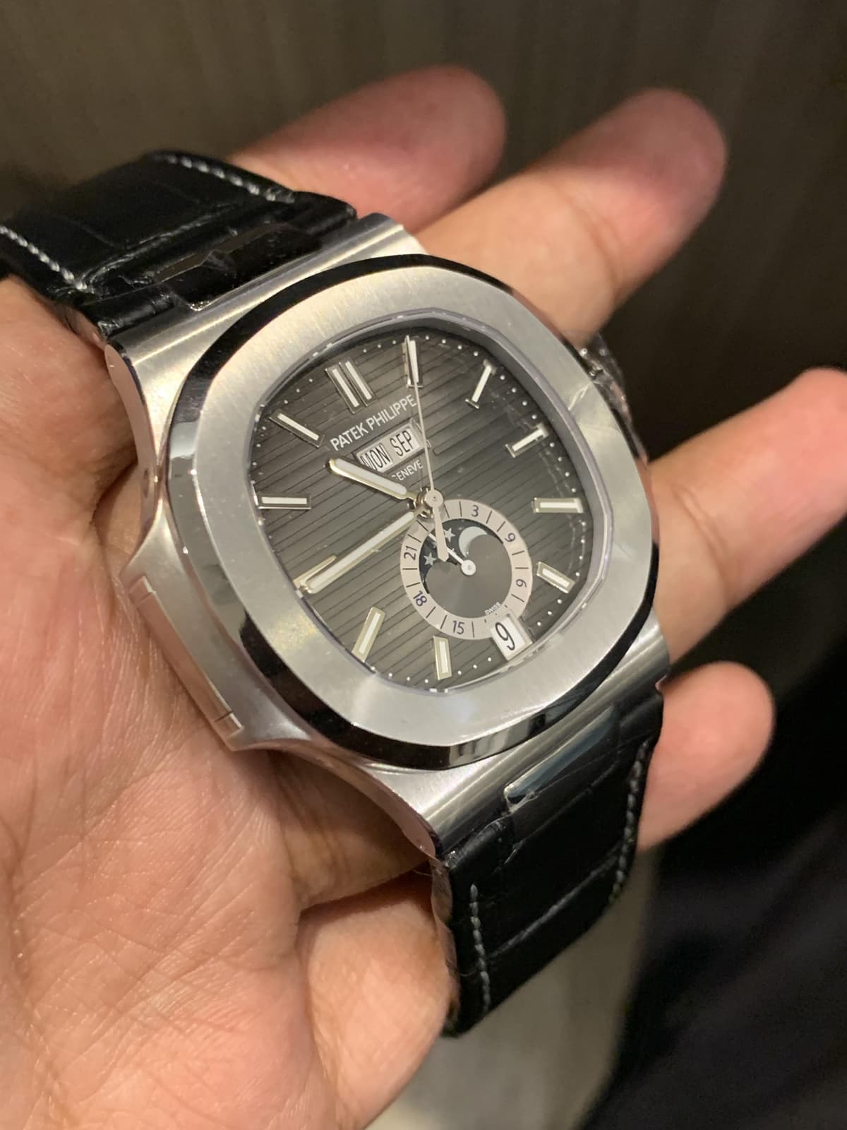 Thumb Nautilus 5726 Stainless Steel / Black