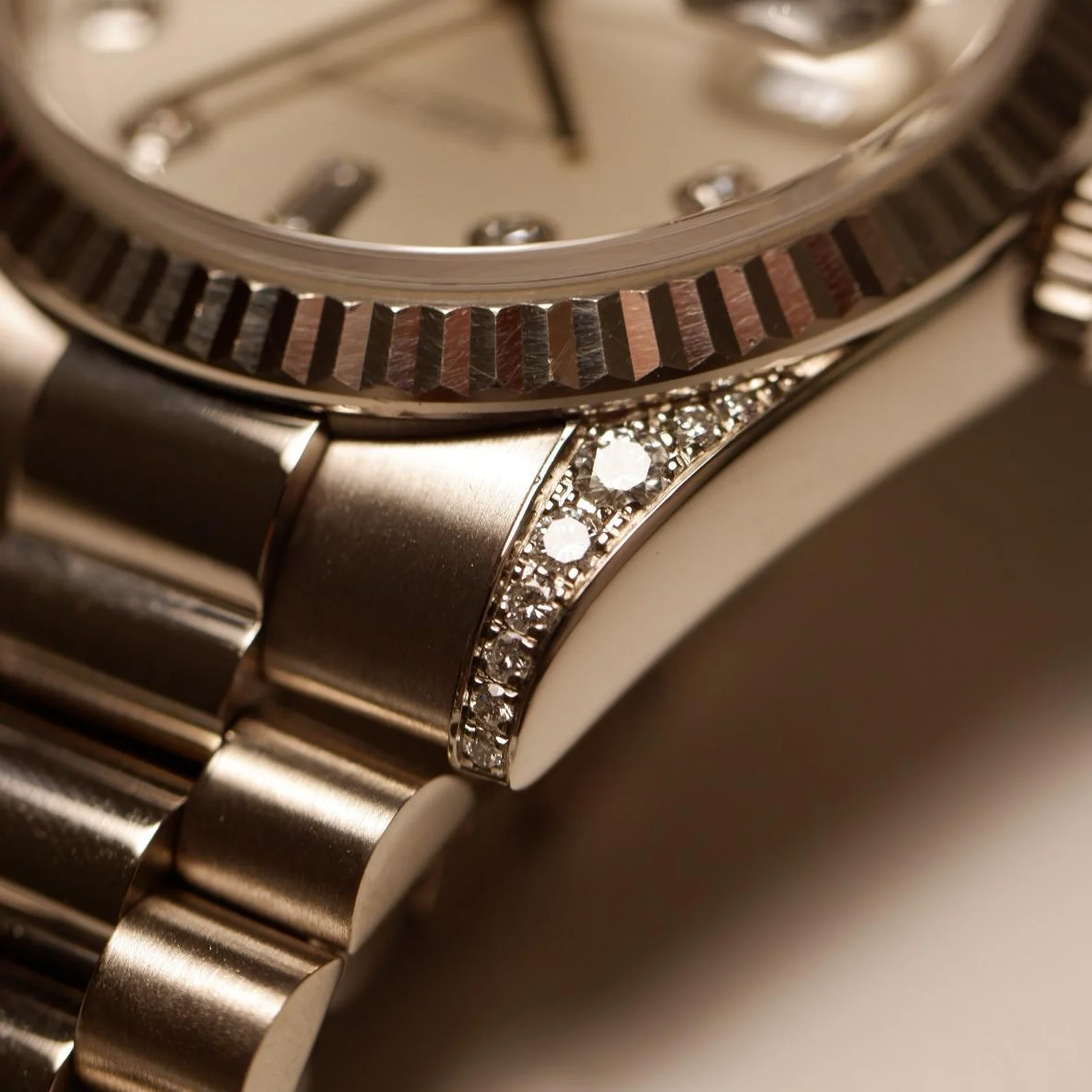 Thumb Day-Date 36 Factory Diamond Setting