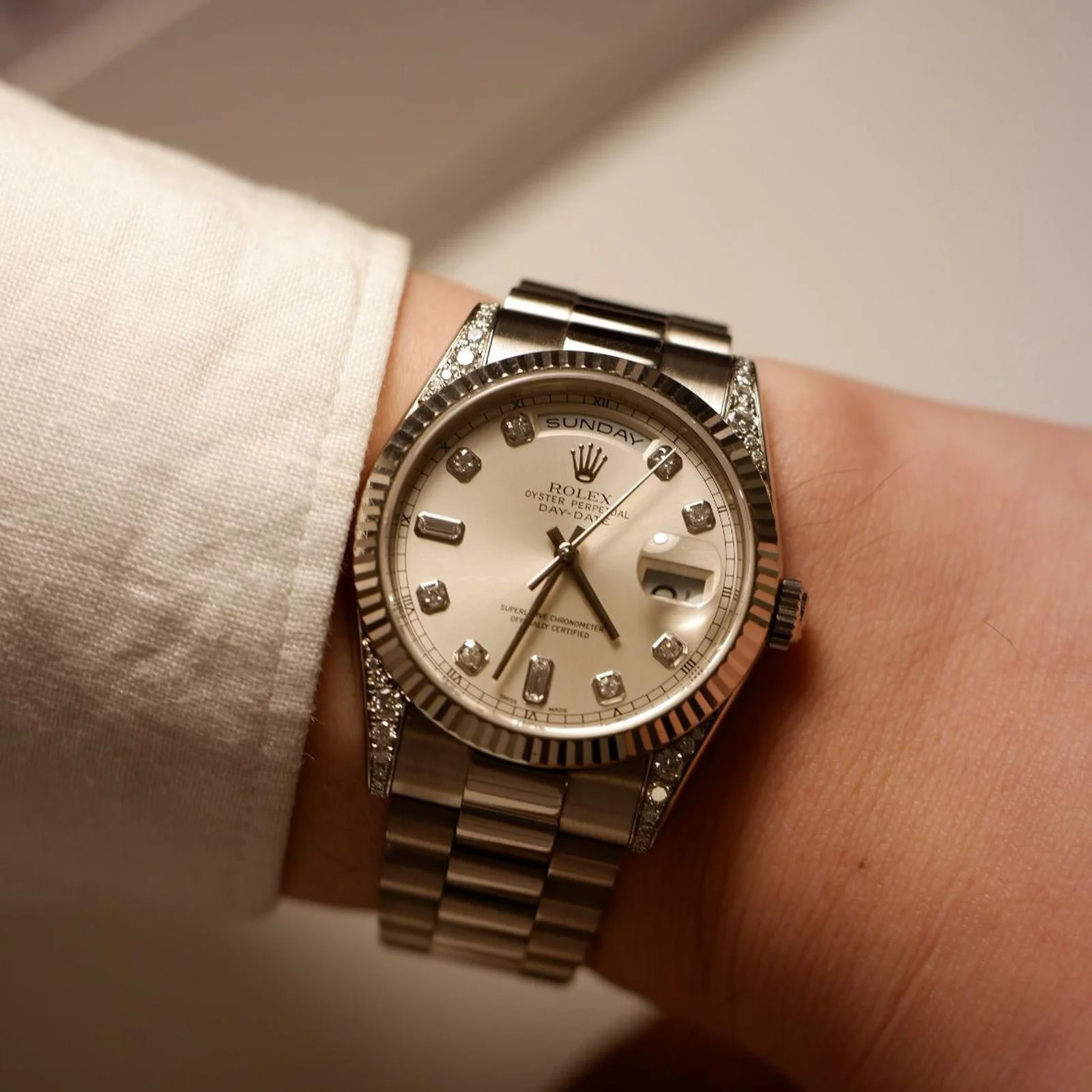 Thumb Day-Date 36 Factory Diamond Setting