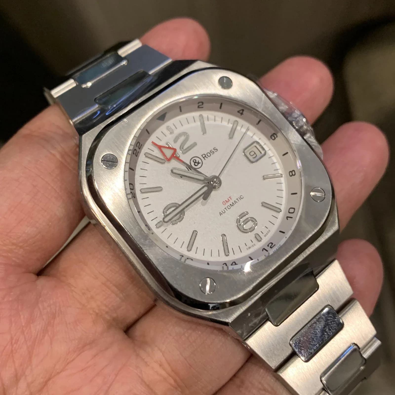 Thumb BR 05 GMT White