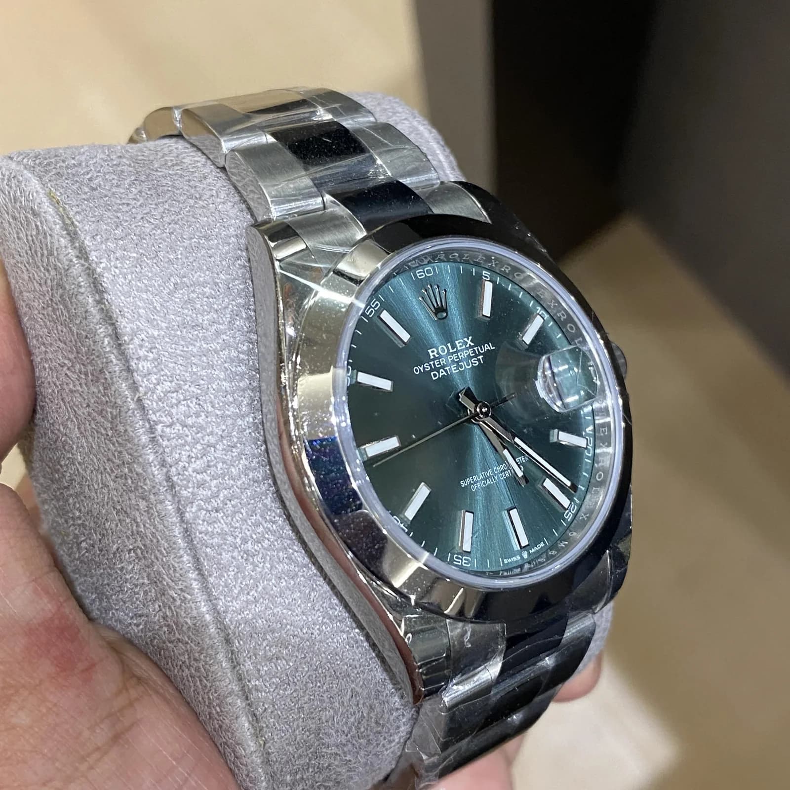 Thumb Datejust 41 Stainless Steel Smooth / Oyster / Green - Fluted