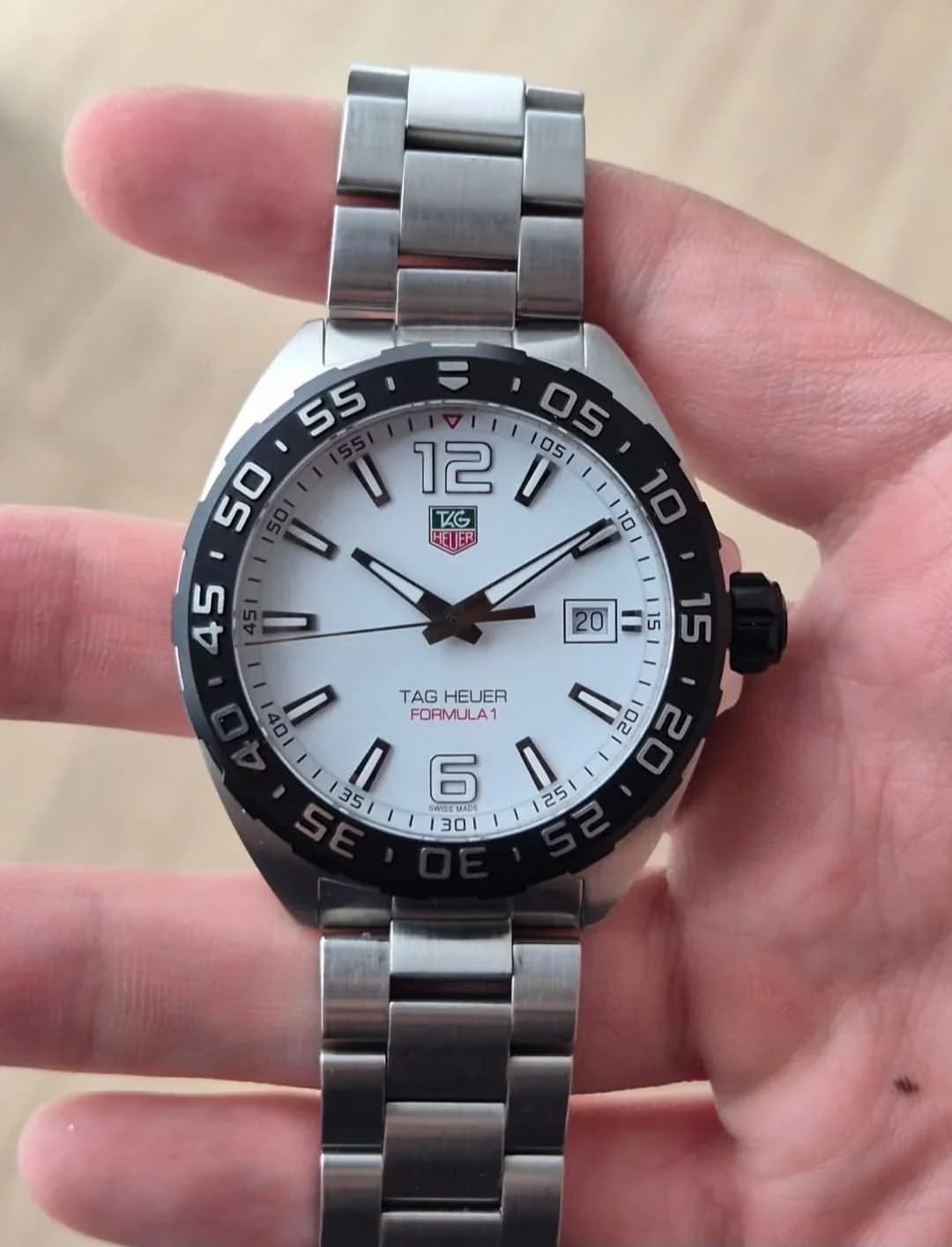 Thumb Formula 1 Quartz 41 Stainless Steel / White / Bracelet