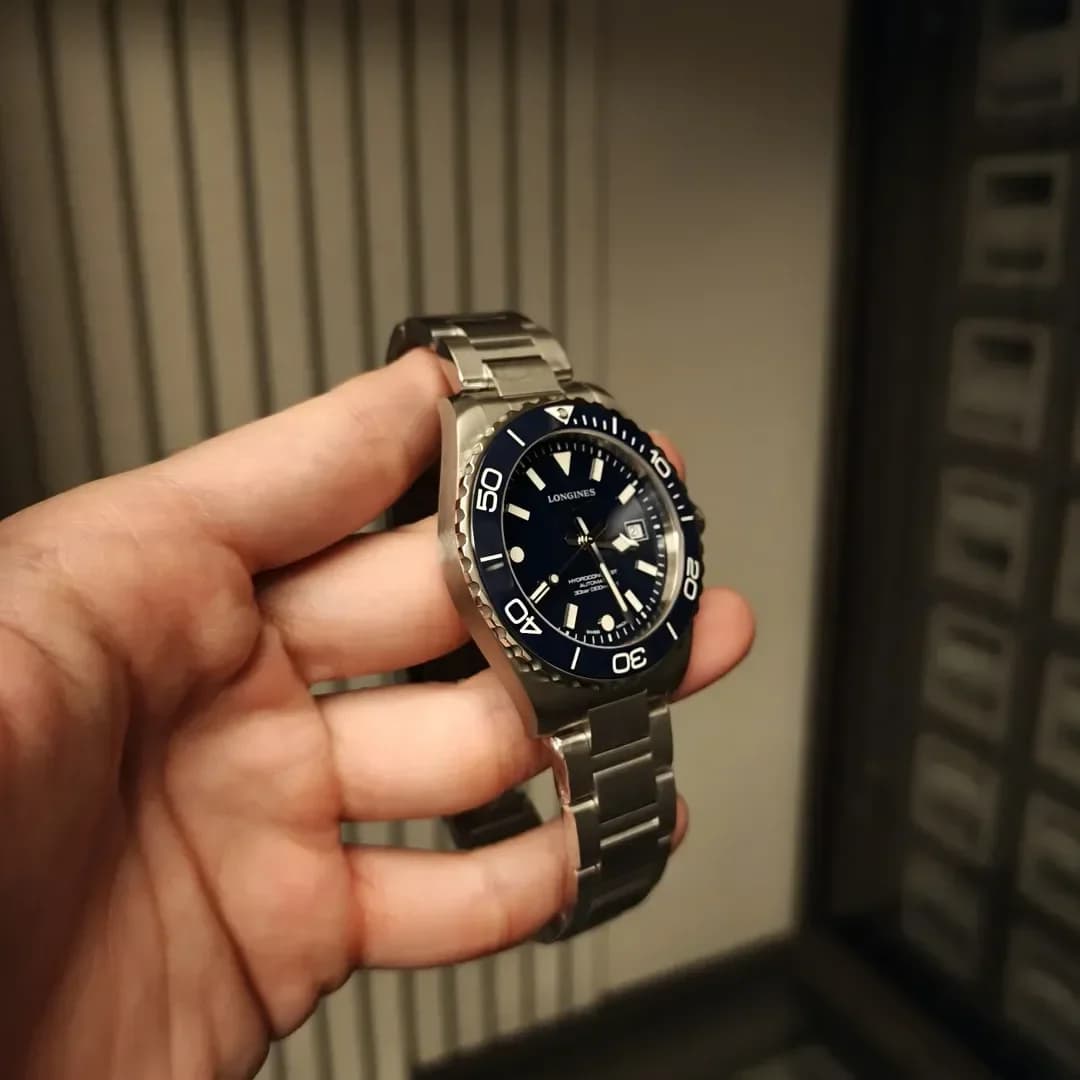 Thumb Hydroconquest 39 Automatic Stainless Steel / Ceramic / Blue