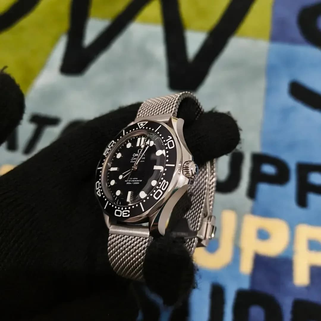 Thumb Seamaster Diver 300M Master Co-Axial 42 Stainless Steel / Black - Mesh