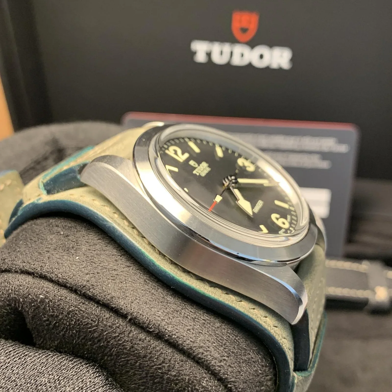 Thumb Ranger 39 / Black / Hybrid