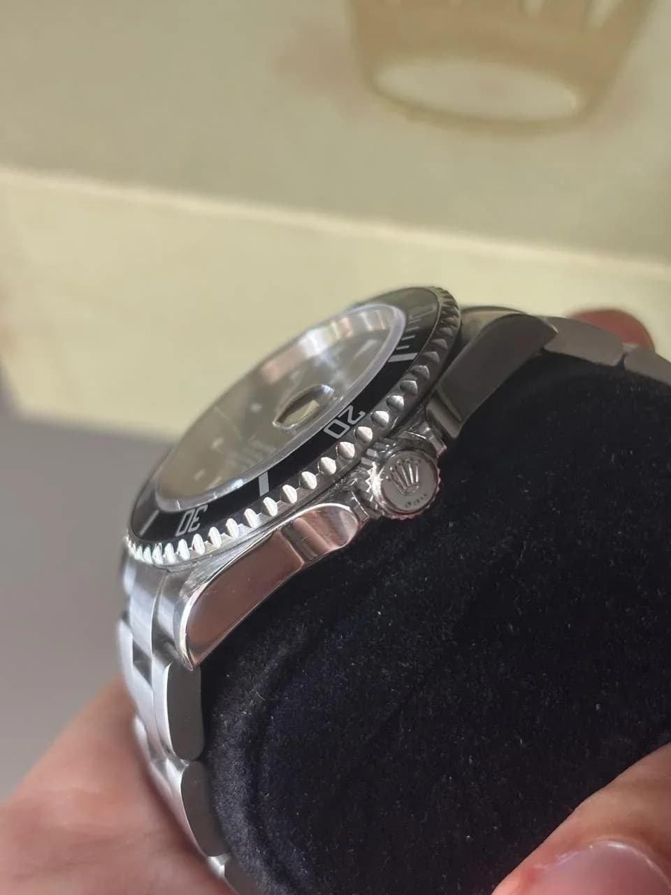 Thumb Submariner Date 16610 SuperLuminova