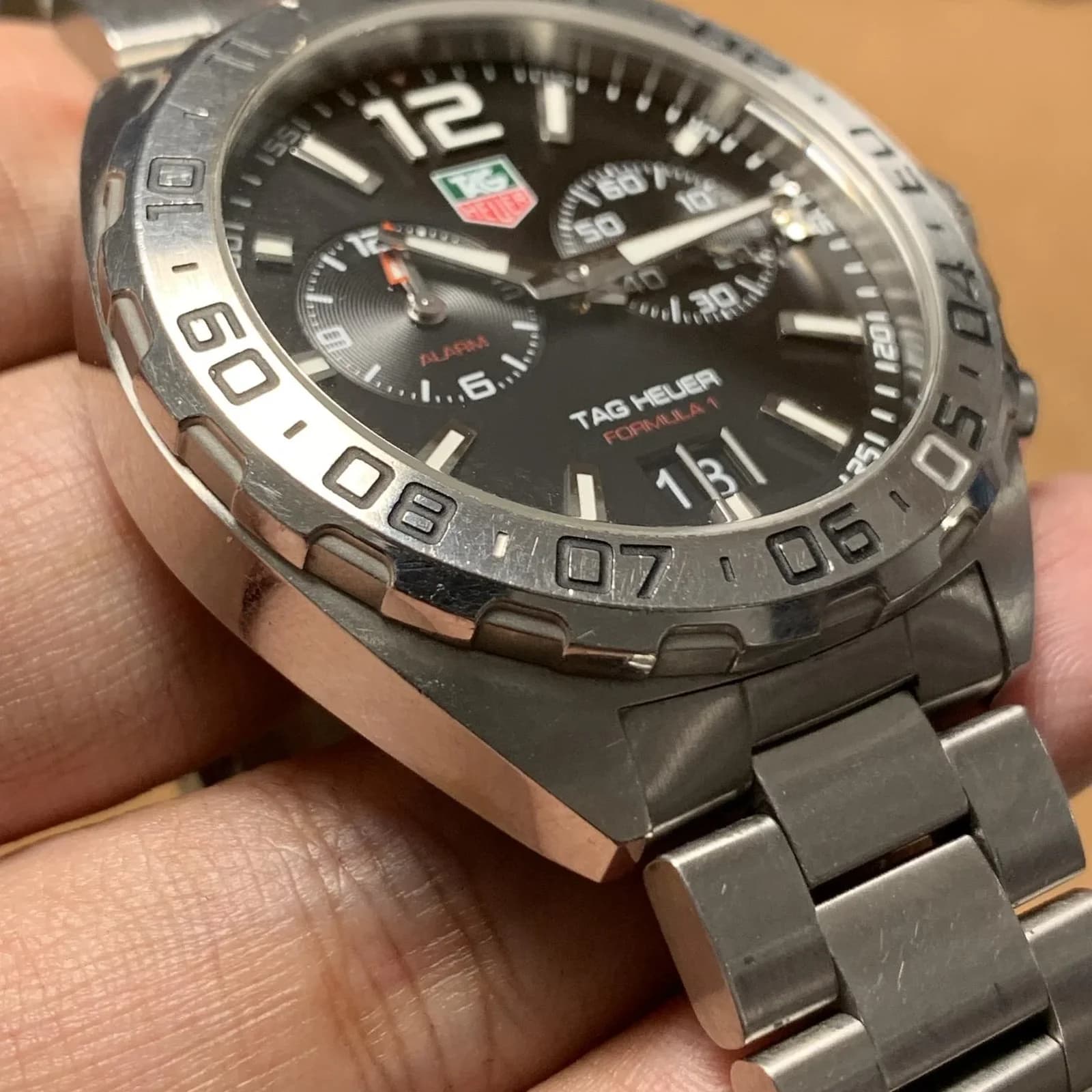 Thumb Formula 1 Alarm 41 Stainless Steel / Black / Bracelet