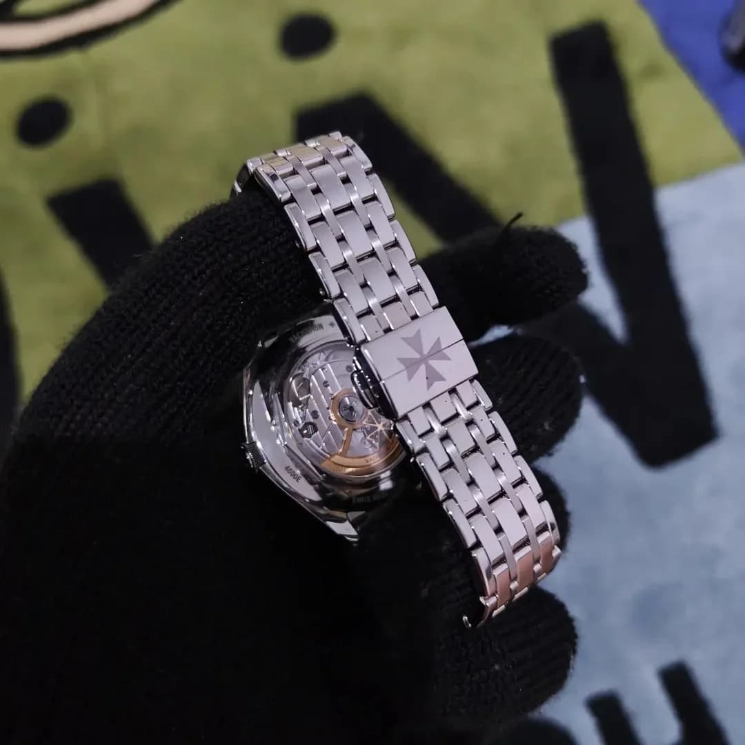 Thumb FiftySix Self-Winding Stainless Steel / Blue / Bracelet