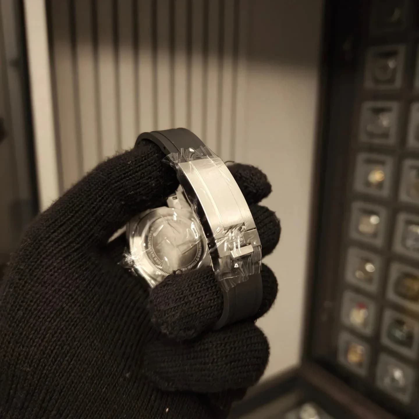 Thumb Black Bay Fifty-Four Stainless Steel / Black / Rubber