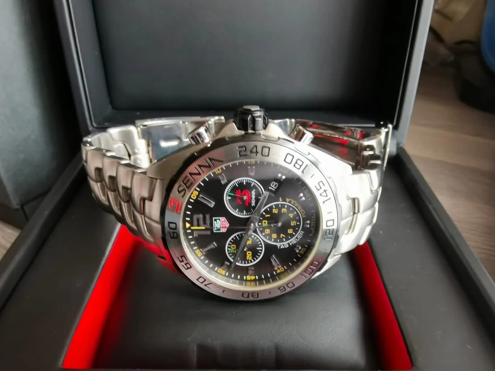 Thumb Formula 1 Chronograph Quartz Stainless Steel / Senna