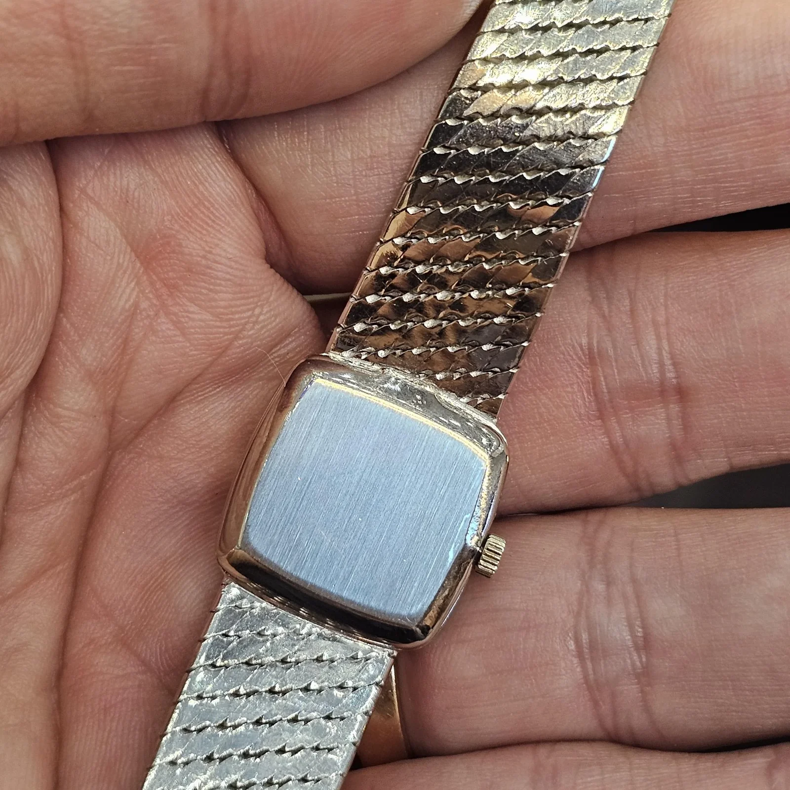 Thumb Ellipse White Gold 4179 Blue Dial Textured Bracelet