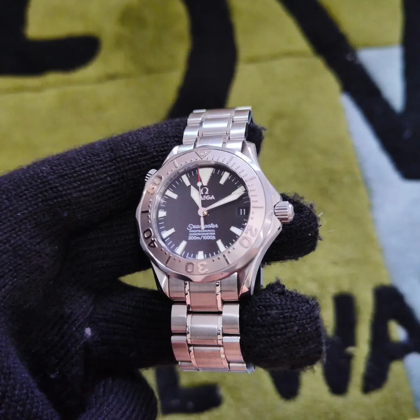 Thumb Seamaster Diver 300M Automatic 36.25 Stainless Steel / White Gold / Black / Bracelet