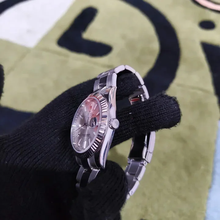 Thumb Datejust 41 Stainless Steel Fluted / Oyster / Silver