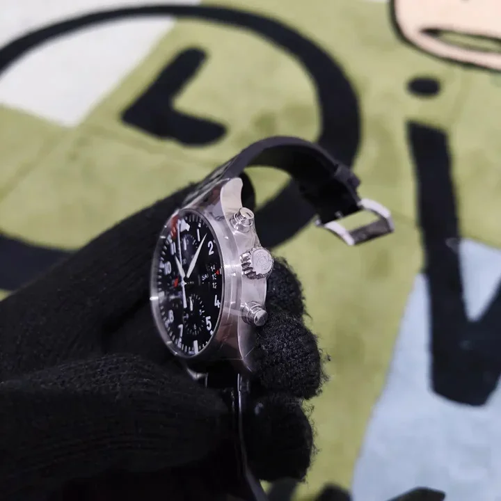 Thumb Pilot's Watch Chronograph Stainless Steel / Black / Strap