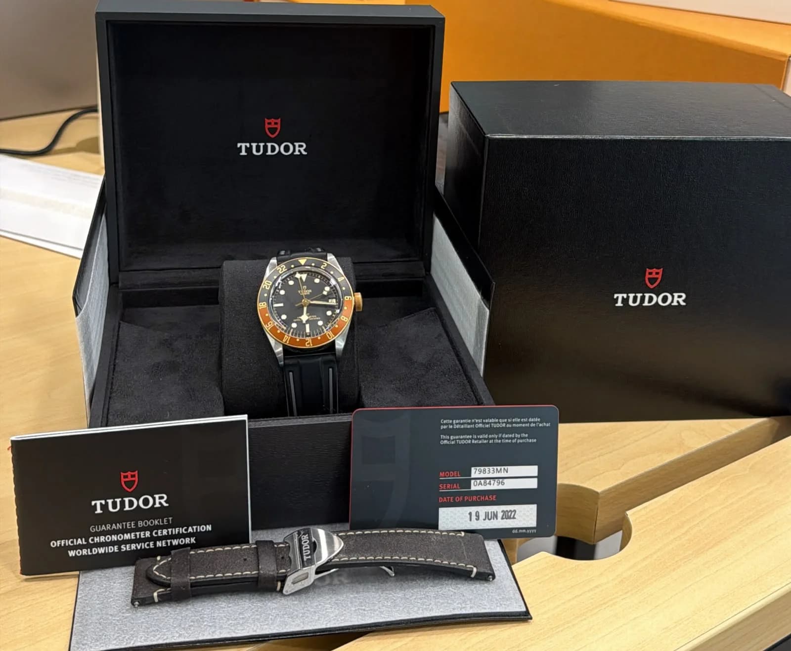 Thumb Black Bay GMT S&G / Black / Leather