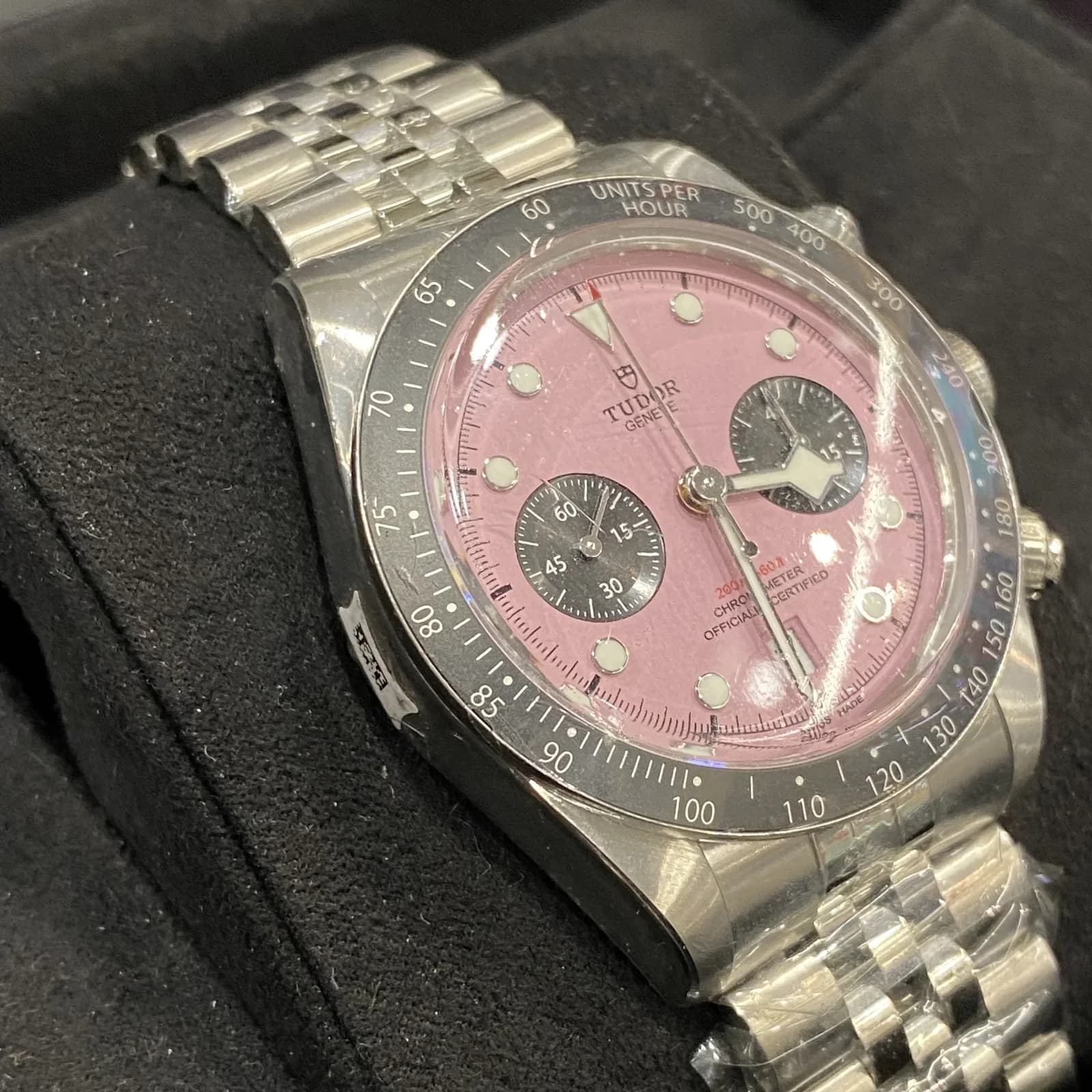 Thumb Heritage Black Bay Chronograph Pink
