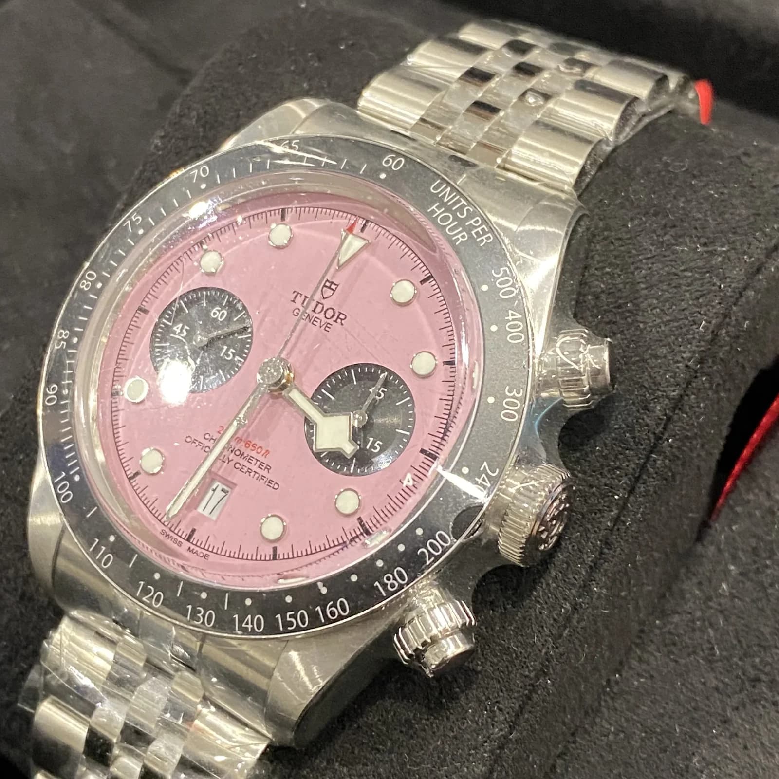 Thumb Heritage Black Bay Chronograph Pink