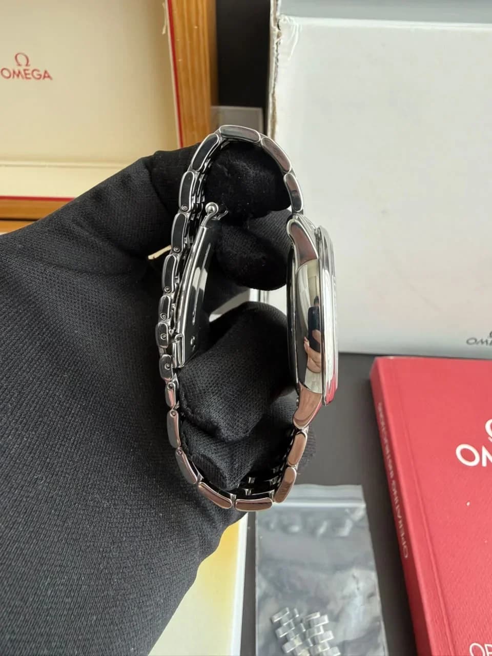 Thumb De Ville Prestige Co-Axial 36.8 Stainless Steel / Silver / Bracelet