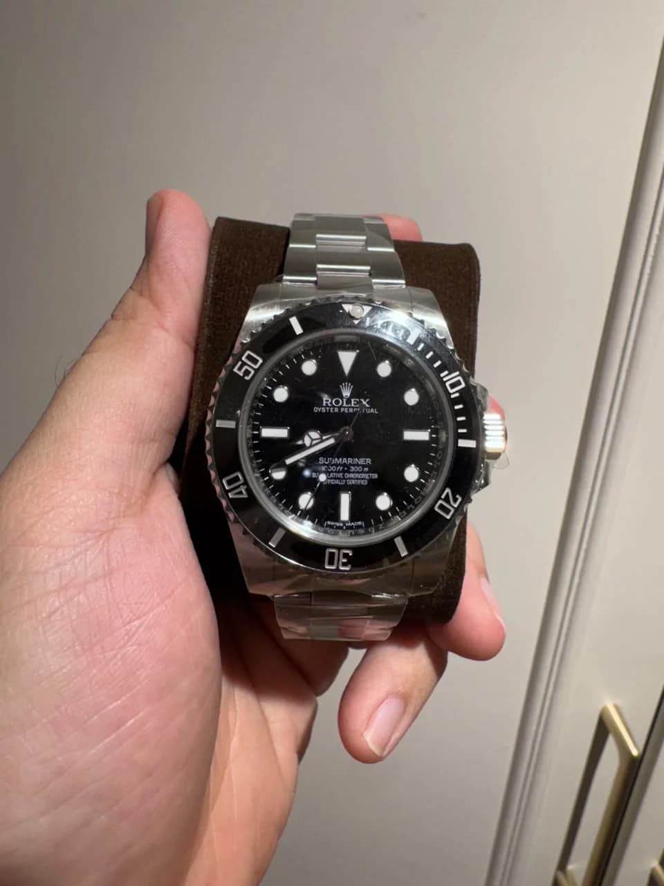 Thumb Submariner No-Date / Stainless Steel / Black / Cerachrom