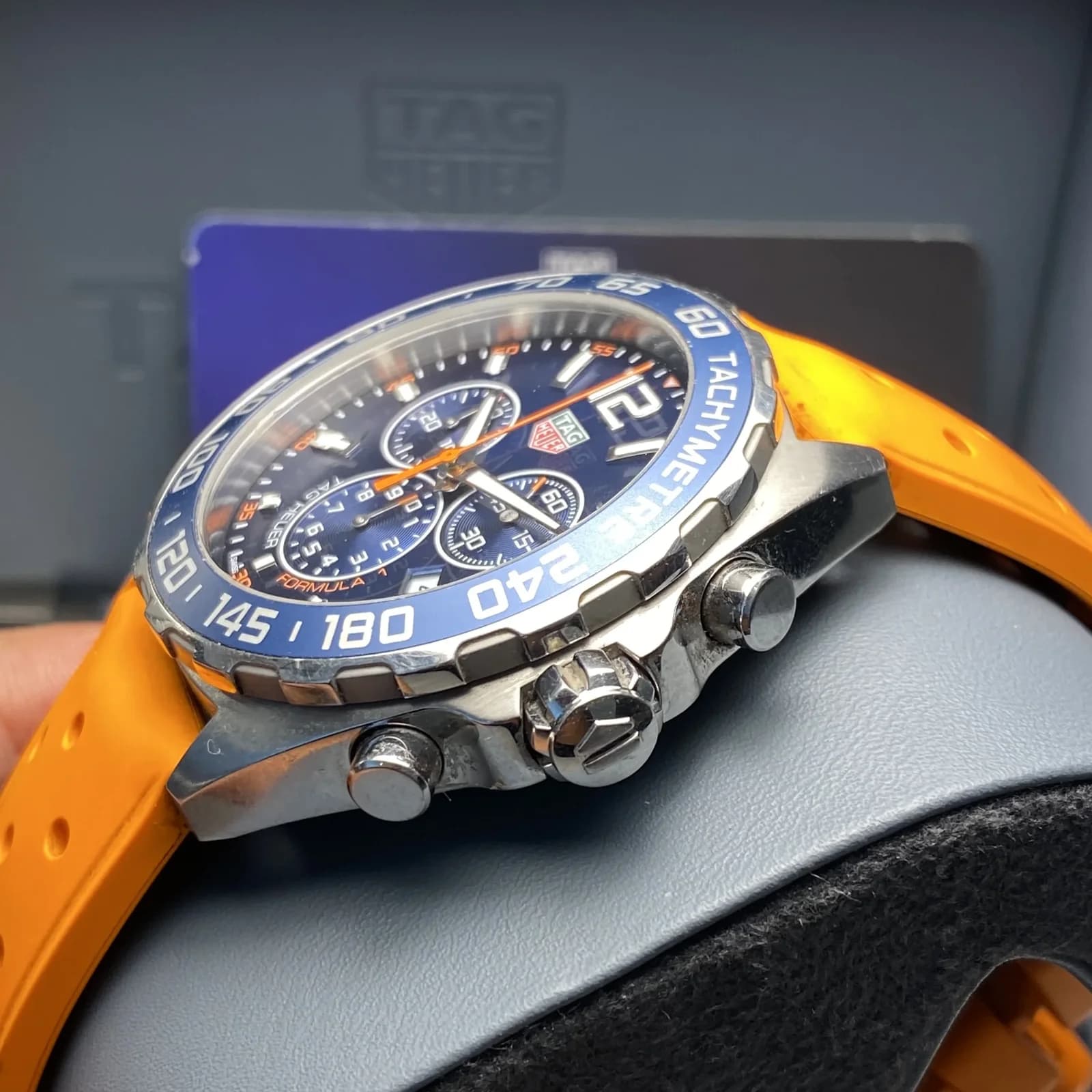 Thumb Formula 1 Chronograph Quartz 43 Stainless Steel / Blue / Bracelet