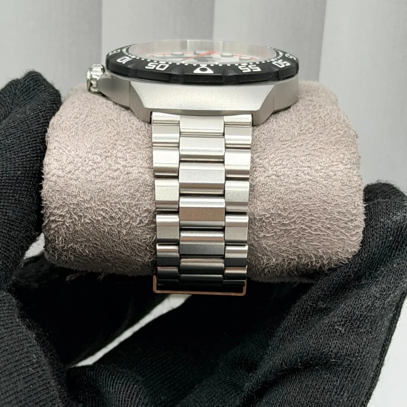 Thumb Formula 1 Solargraph 38 Stainless Steel / White / Bracelet